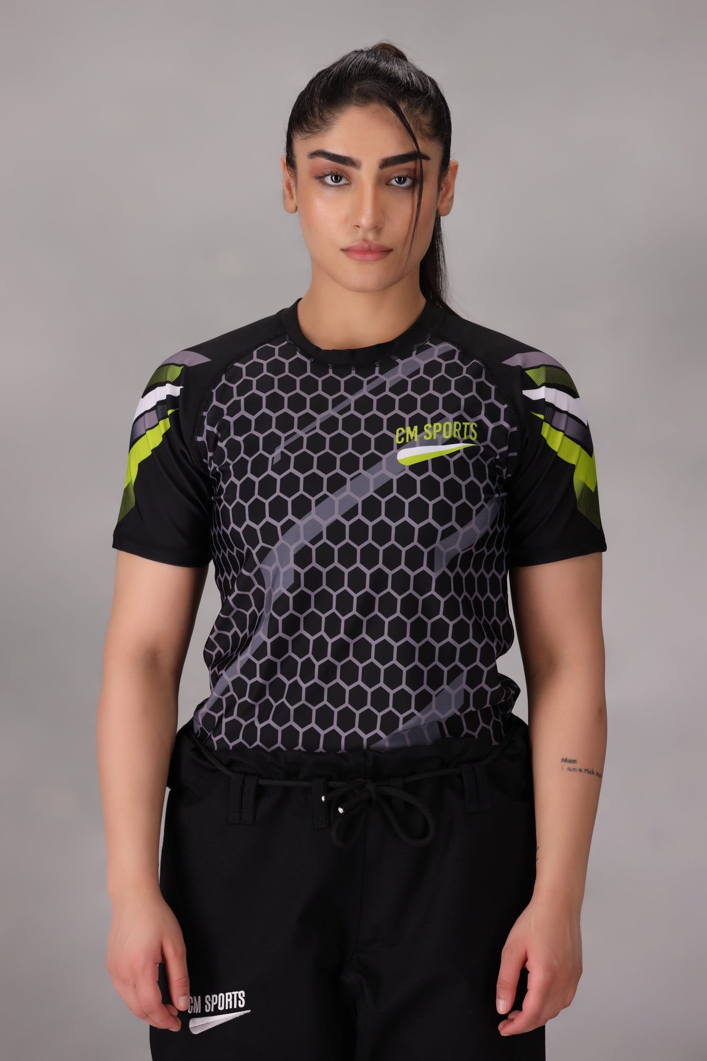 Buy Women Rashguards Online UK